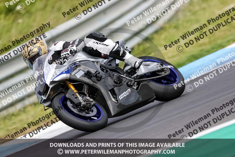 estoril;event digital images;motorbikes;no limits;peter wileman photography;portugal;trackday;trackday digital images